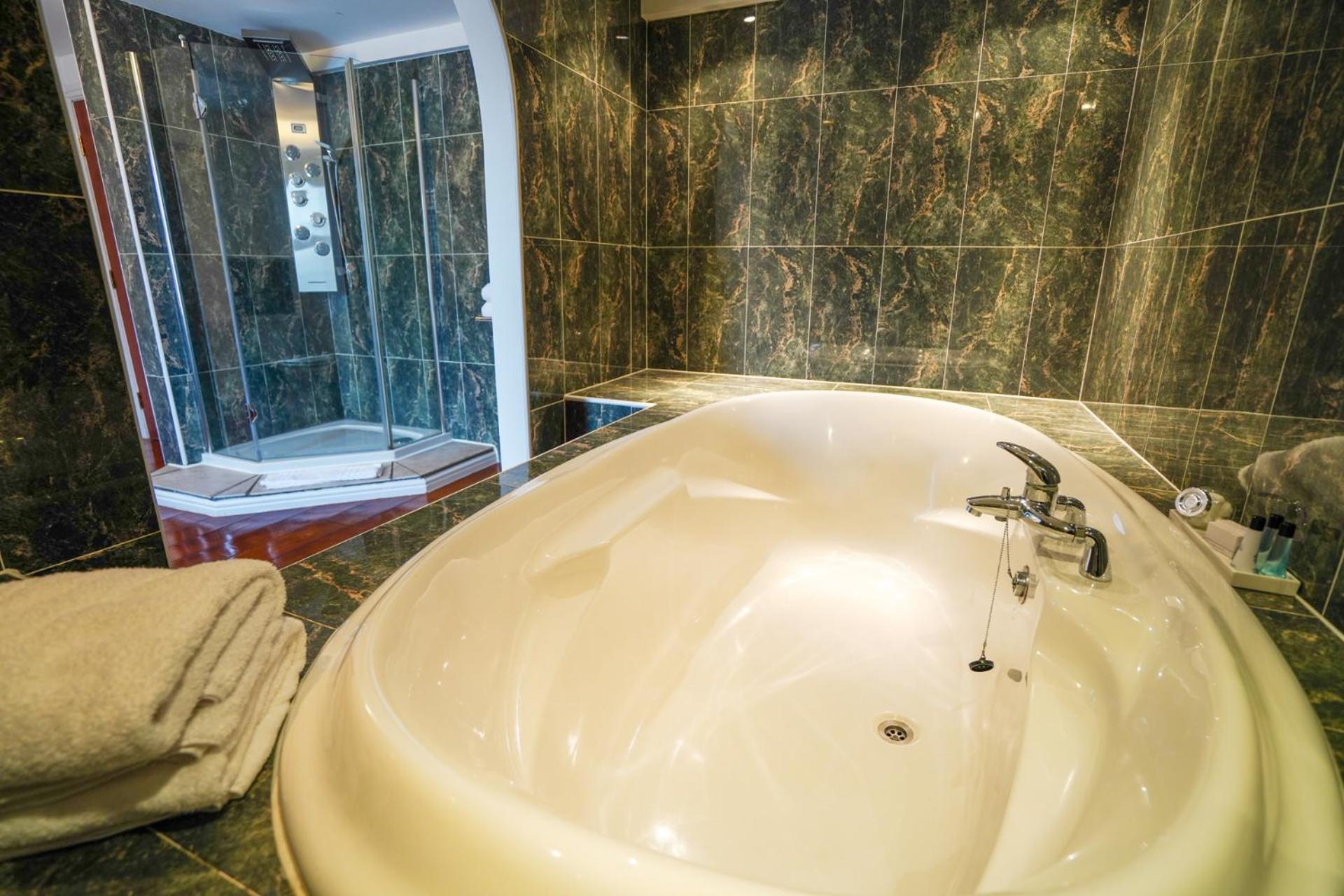 Gomersal Park Hotel & Dream Spa Esterno foto